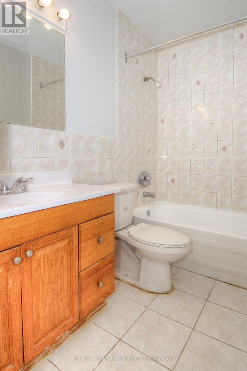 1409 - 10 Sunny Glenway, Toronto, Ontario  M3C 2Z3 - Photo 36 - C12440875