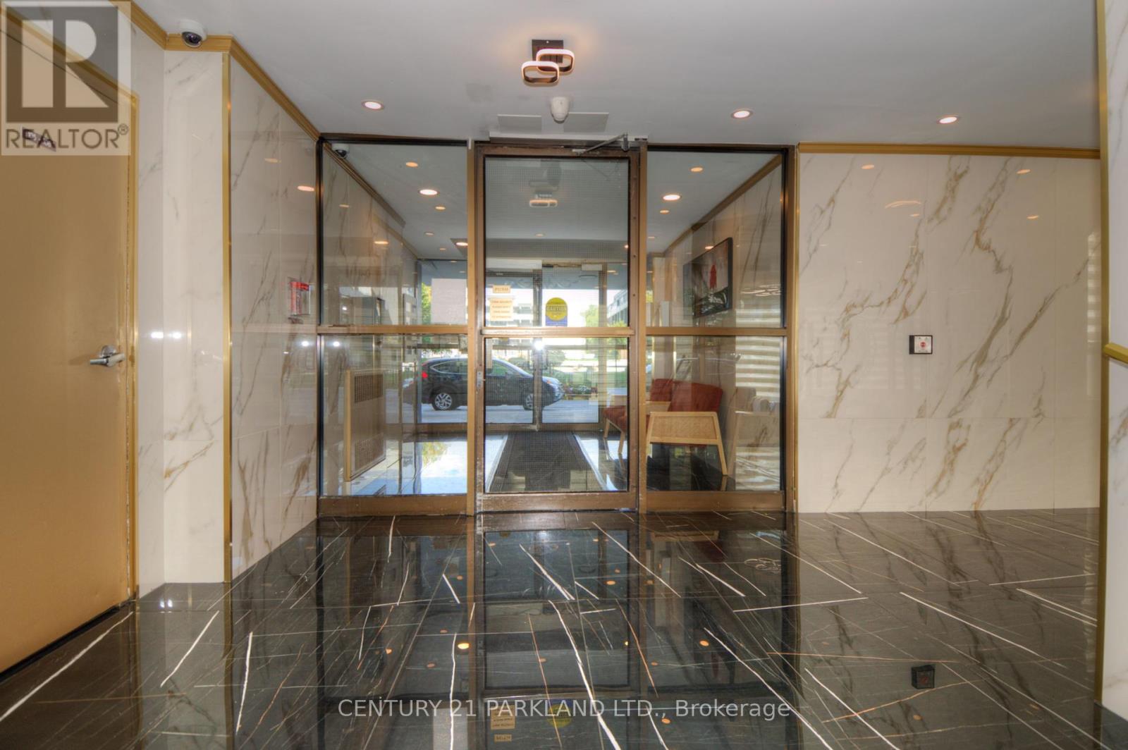 1409 - 10 Sunny Glenway, Toronto, Ontario  M3C 2Z3 - Photo 4 - C12440875