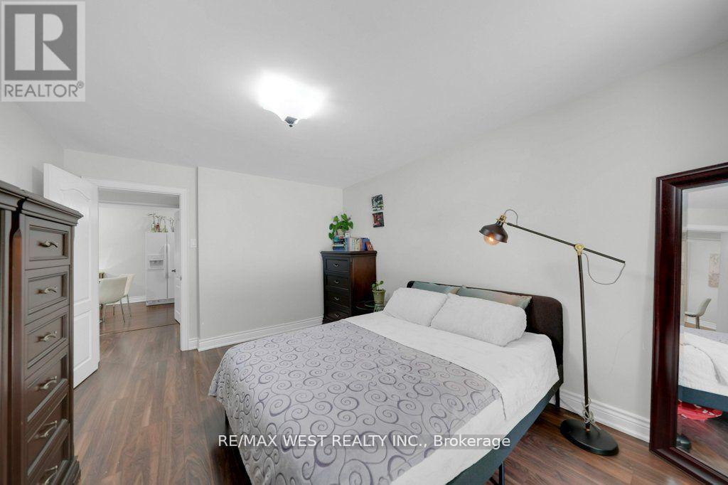 151 Brahms Avenue, Toronto, Ontario  M2H 1H9 - Photo 33 - C12440901