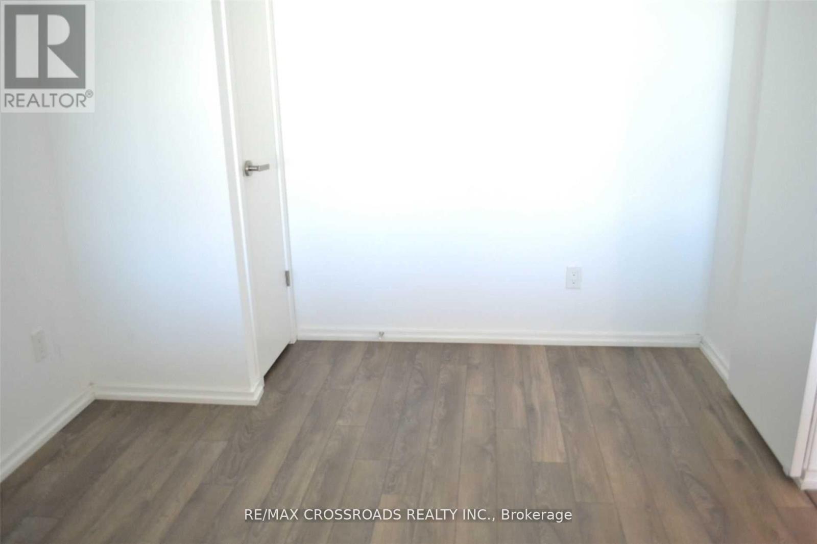 1904 - 197 Yonge Street, Toronto, Ontario  M5B 0C1 - Photo 10 - C12440906