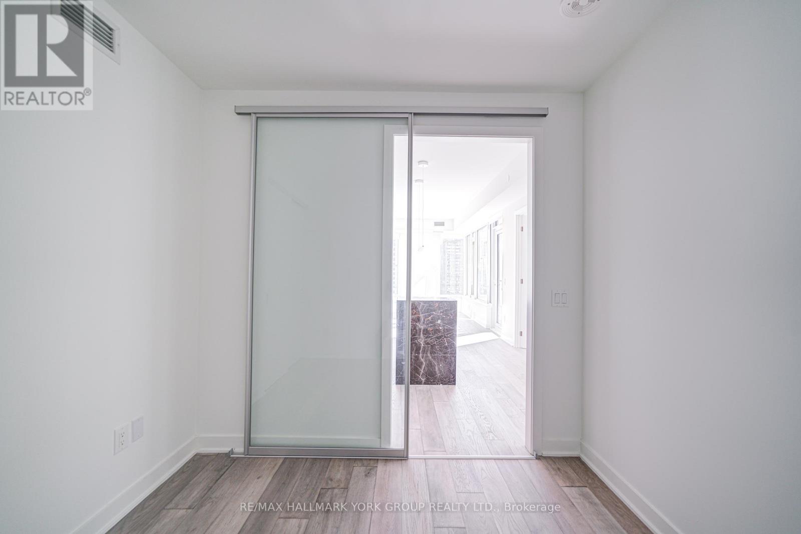 3609 - 11 Yorkville Avenue, Toronto, Ontario  M4W 1L2 - Photo 23 - C12440932