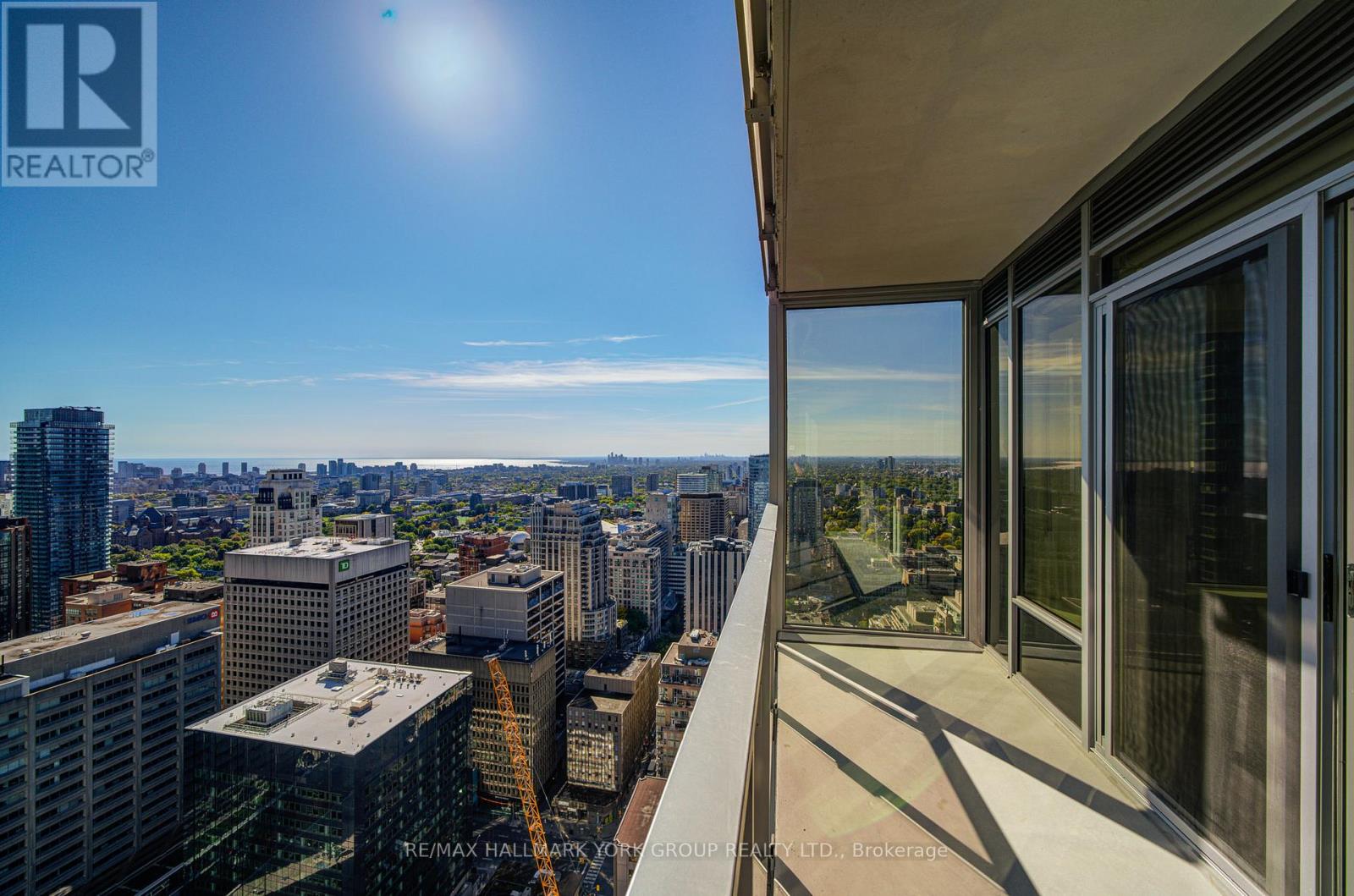 3609 - 11 Yorkville Avenue, Toronto, Ontario  M4W 1L2 - Photo 25 - C12440932