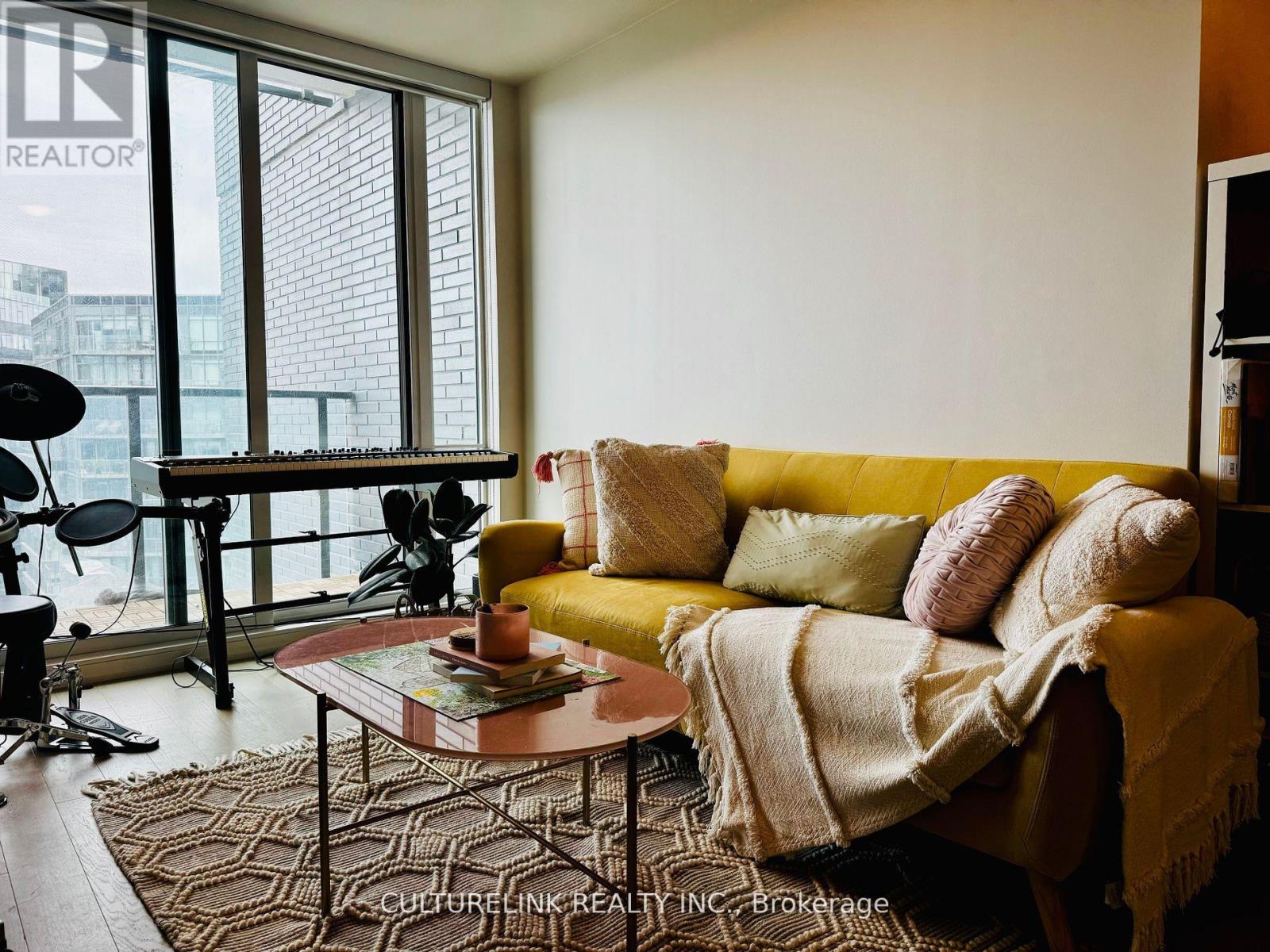 S915 - 120 Bayview Avenue, Toronto, Ontario  M5A 0G4 - Photo 9 - C12440941
