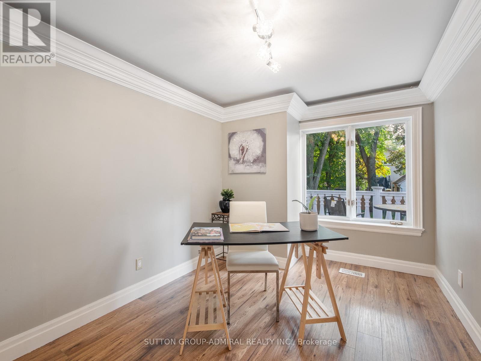 759 Eglinton Avenue E, Toronto (Leaside), Ontario  M4G 2K8 - Photo 11 - C12440979