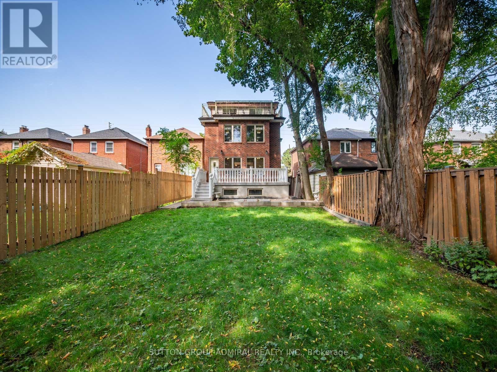 759 Eglinton Avenue E, Toronto (Leaside), Ontario  M4G 2K8 - Photo 41 - C12440979