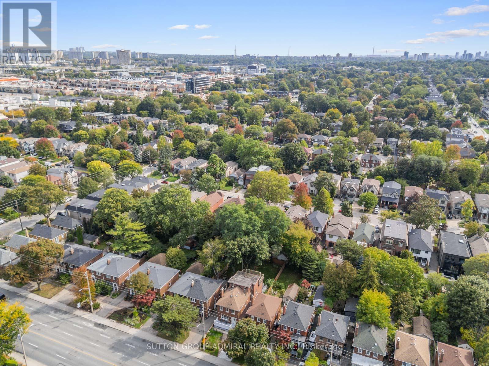 759 Eglinton Avenue E, Toronto (Leaside), Ontario  M4G 2K8 - Photo 45 - C12440979