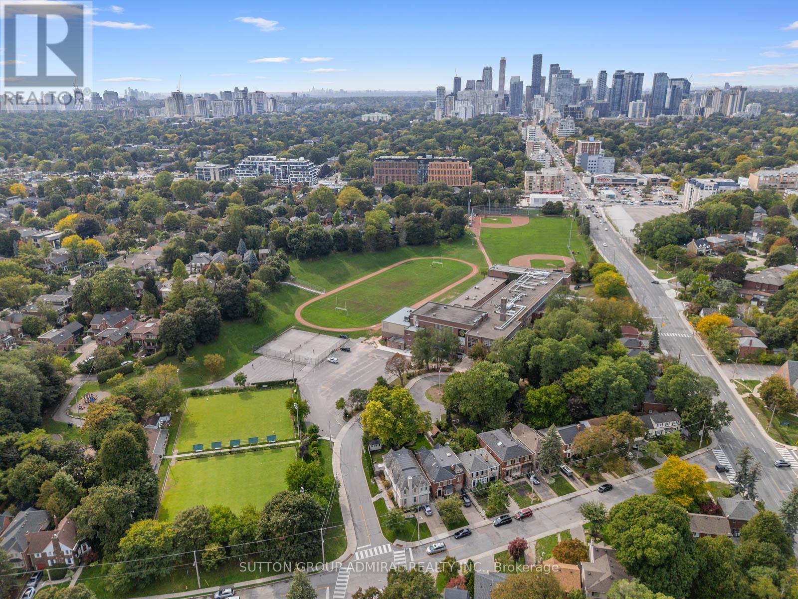 759 Eglinton Avenue E, Toronto (Leaside), Ontario  M4G 2K8 - Photo 47 - C12440979