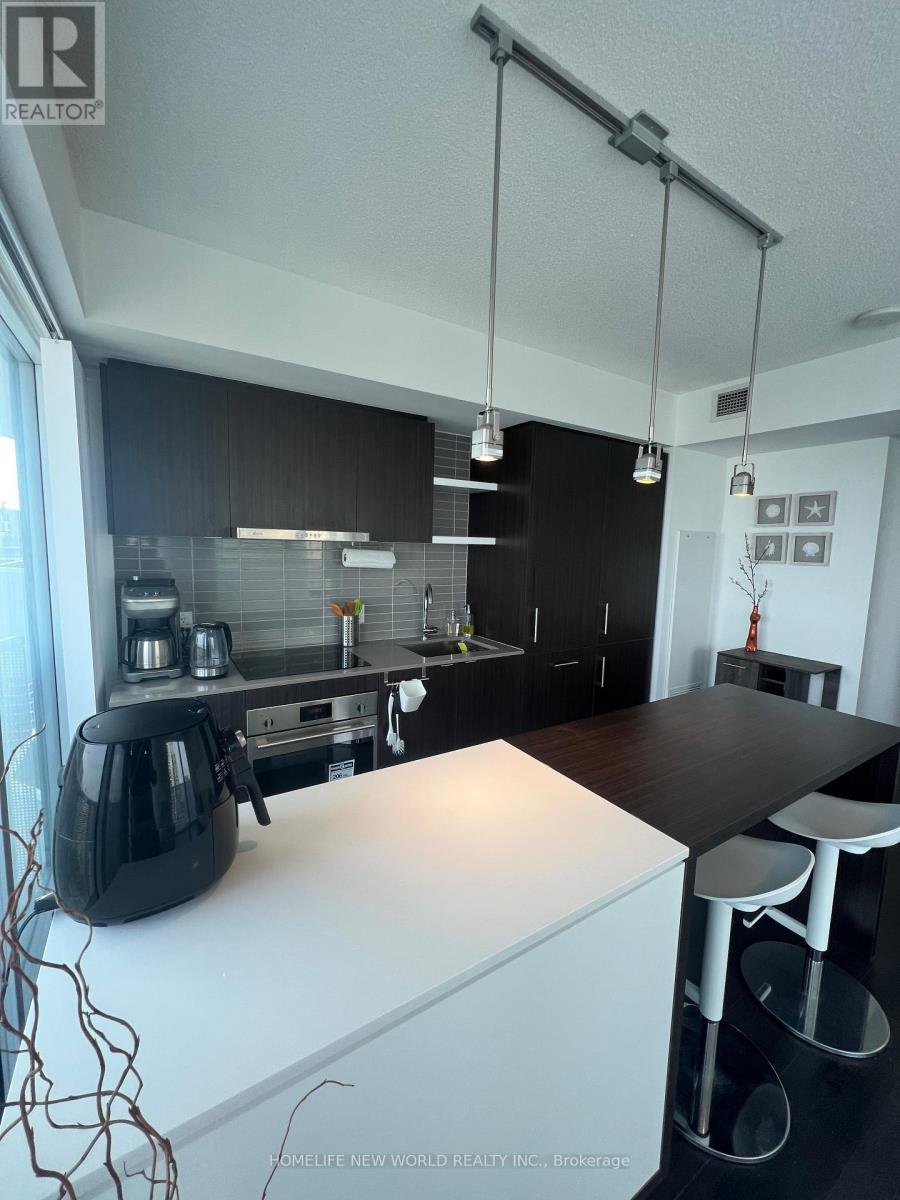 3707 - 88 Harbour Street, Toronto, Ontario  M5J 0C3 - Photo 8 - C12441003