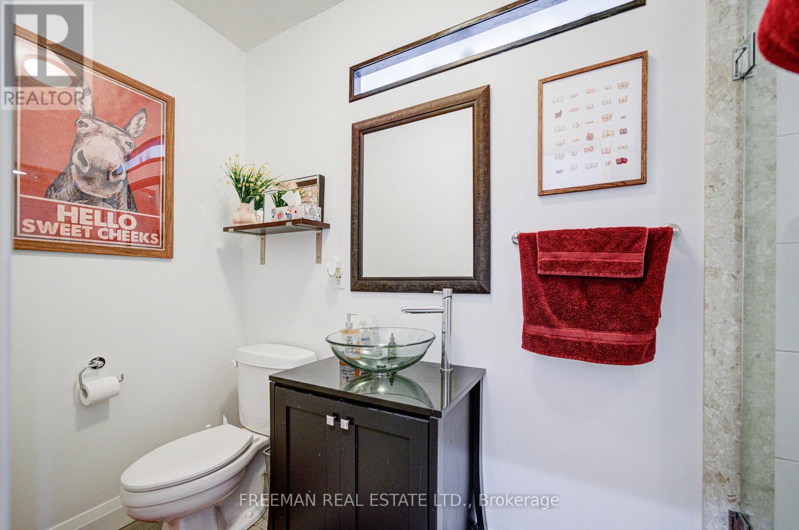 Main Fl - 99 Hocken Avenue, Toronto, Ontario  M6G 2K1 - Photo 11 - C12441020