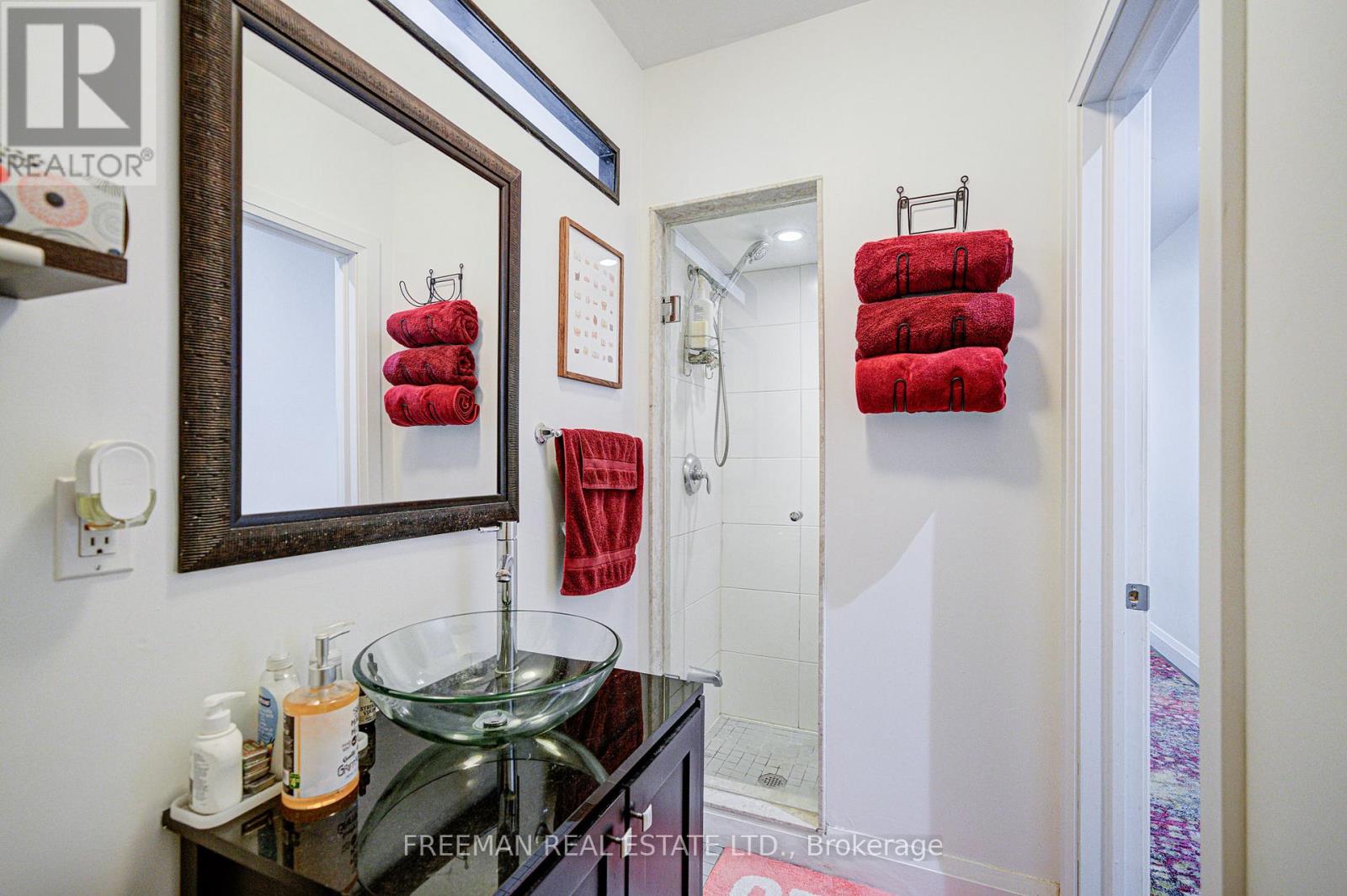 Main Fl - 99 Hocken Avenue, Toronto, Ontario  M6G 2K1 - Photo 12 - C12441020