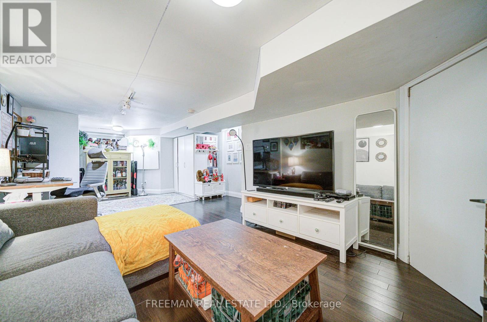 Main Fl - 99 Hocken Avenue, Toronto, Ontario  M6G 2K1 - Photo 23 - C12441020