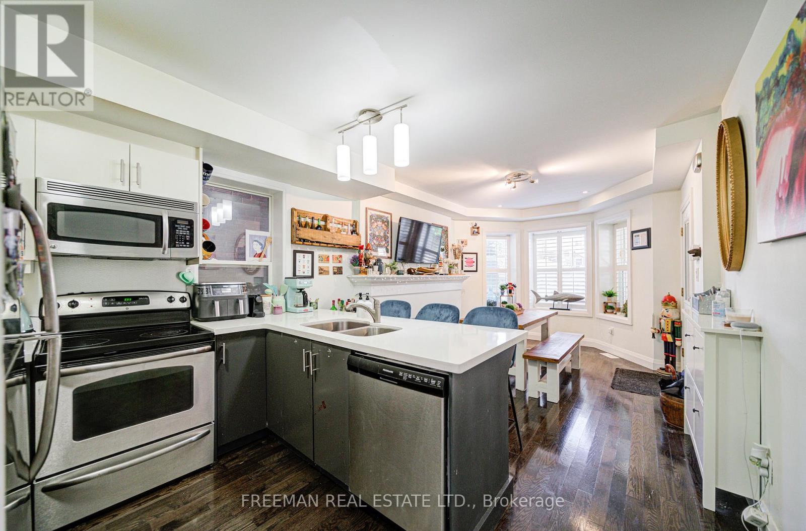 Main Fl - 99 Hocken Avenue, Toronto, Ontario  M6G 2K1 - Photo 6 - C12441020