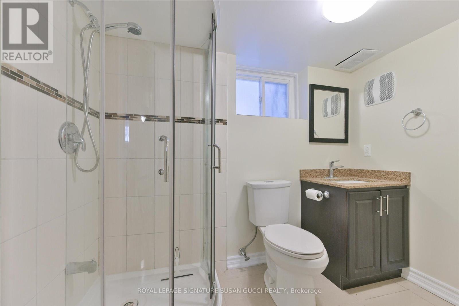 127 Furnival Road, Toronto, Ontario  M4B 1W7 - Photo 21 - E12440876