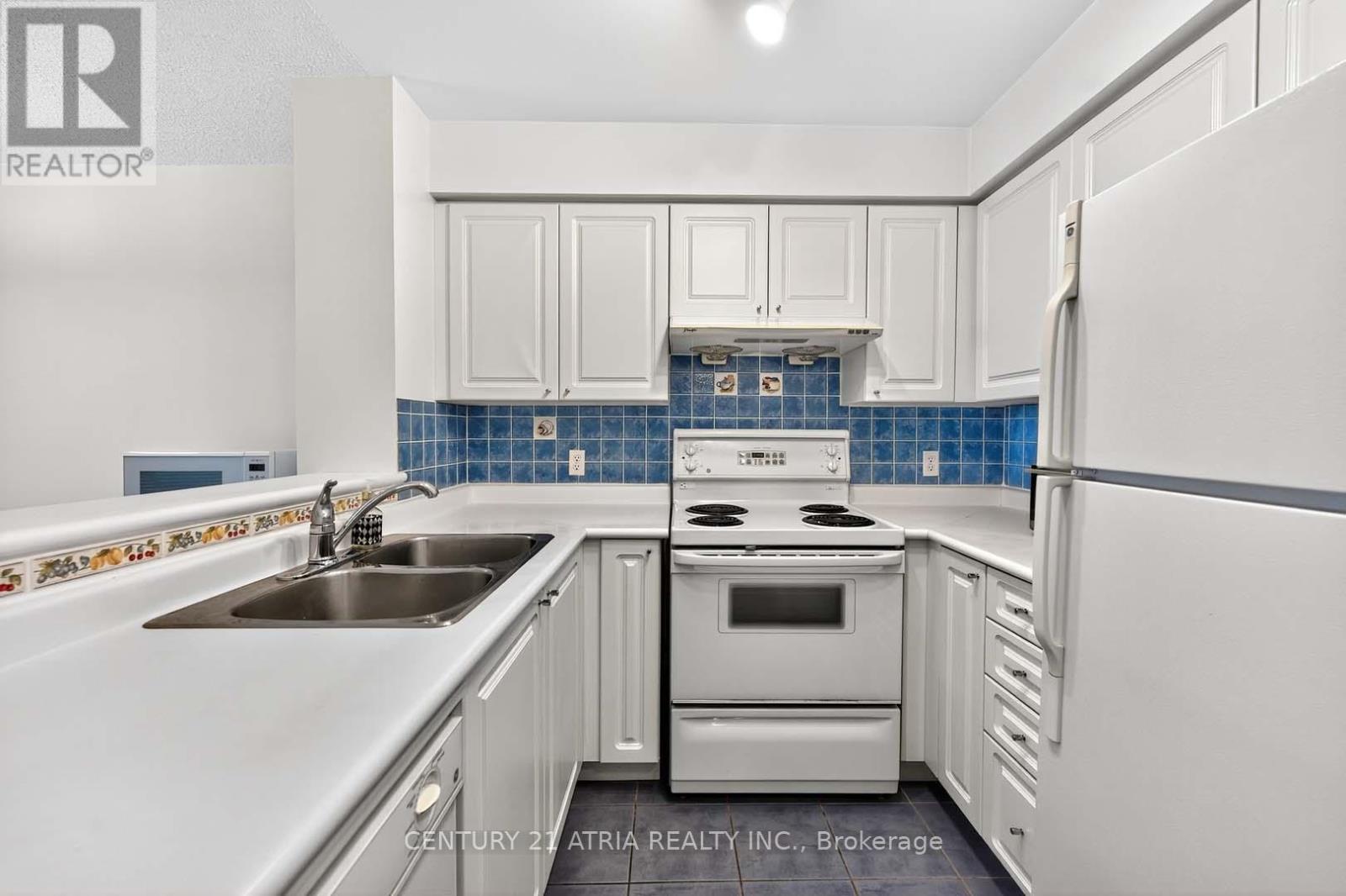 1115 - 11 Lee Centre Drive, Toronto, Ontario  M1H 3J5 - Photo 13 - E12440989