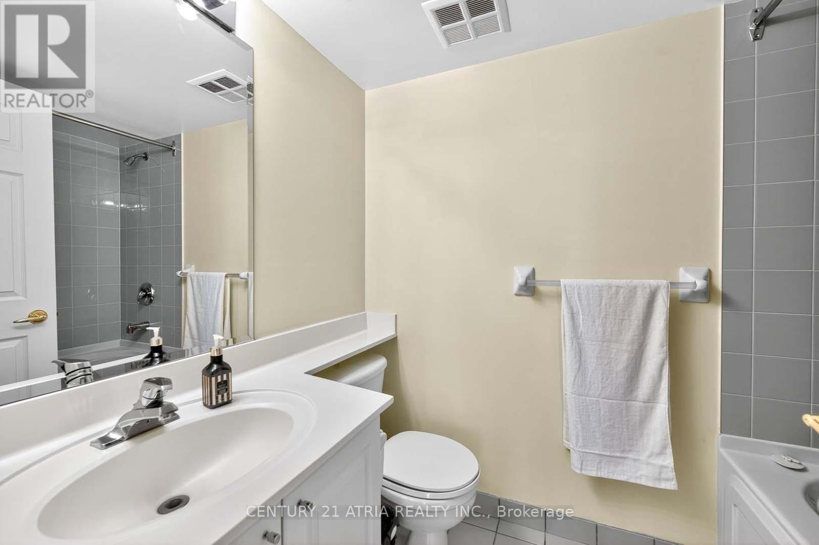 1115 - 11 Lee Centre Drive, Toronto, Ontario  M1H 3J5 - Photo 19 - E12440989
