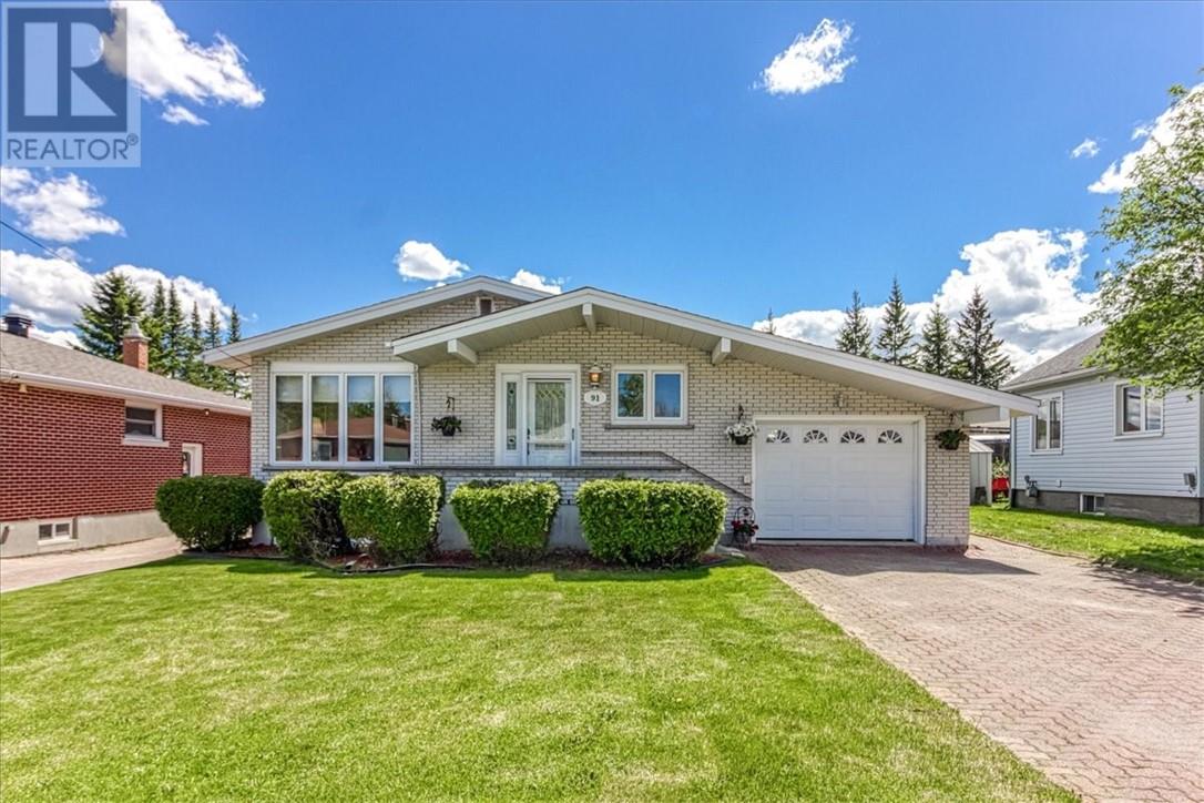 91 Caruso Street, Coniston, Ontario  P0M 1M0 - Photo 2 - 2125051