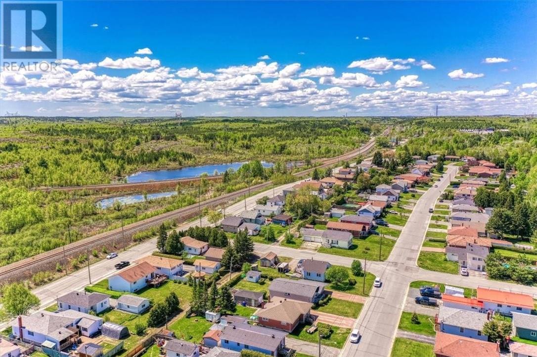 91 Caruso Street, Coniston, Ontario  P0M 1M0 - Photo 32 - 2125051