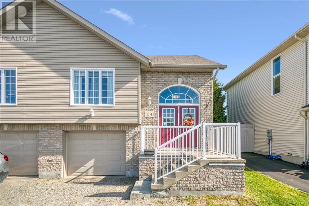 24 Equinox, Sudbury, Ontario  P3B 0A7 - Photo 1 - 2124983
