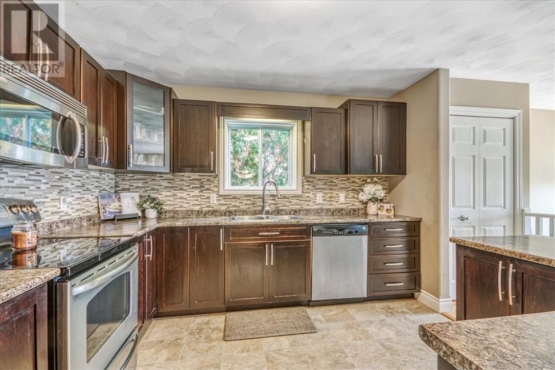 24 Equinox, Sudbury, Ontario  P3B 0A7 - Photo 13 - 2124983