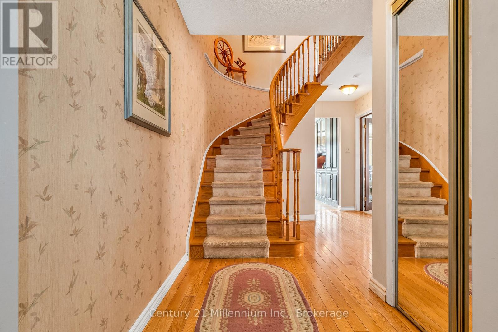 82 Candy Crescent, Brampton, Ontario  L6X 3Z9 - Photo 3 - W12441079