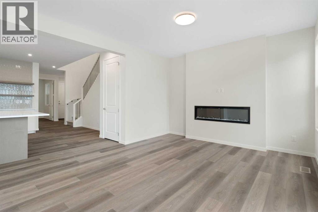 81 Royston Grove Nw, Calgary, Alberta  T3L 0M3 - Photo 13 - A2261627