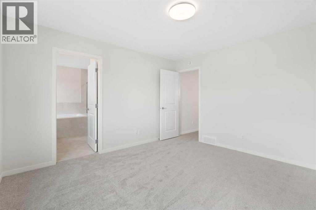 81 Royston Grove Nw, Calgary, Alberta  T3L 0M3 - Photo 26 - A2261627