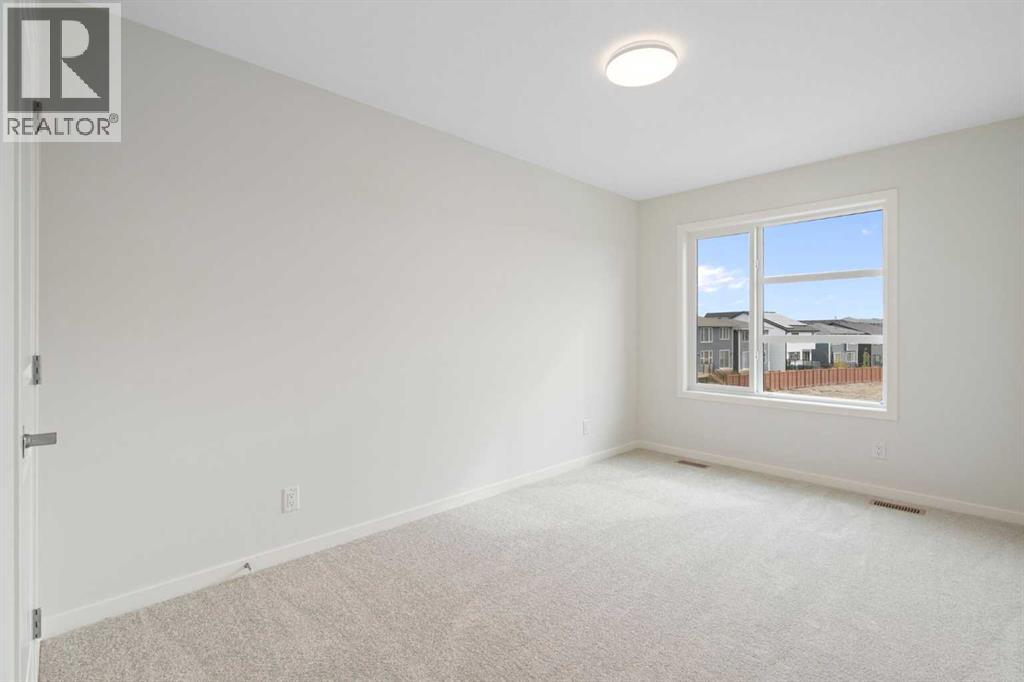 81 Royston Grove Nw, Calgary, Alberta  T3L 0M3 - Photo 36 - A2261627