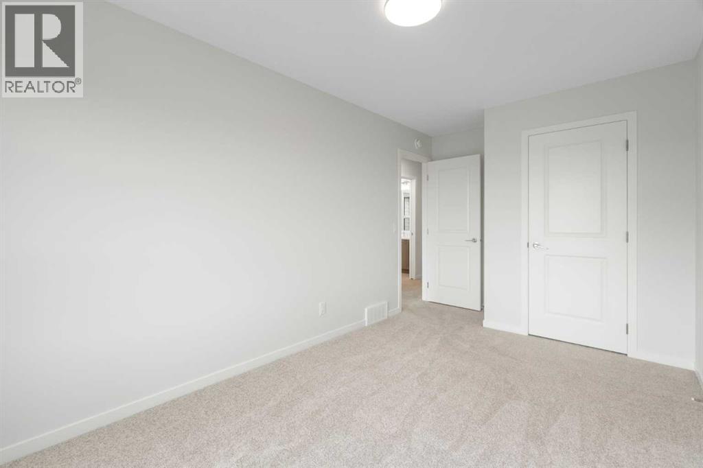 81 Royston Grove Nw, Calgary, Alberta  T3L 0M3 - Photo 37 - A2261627