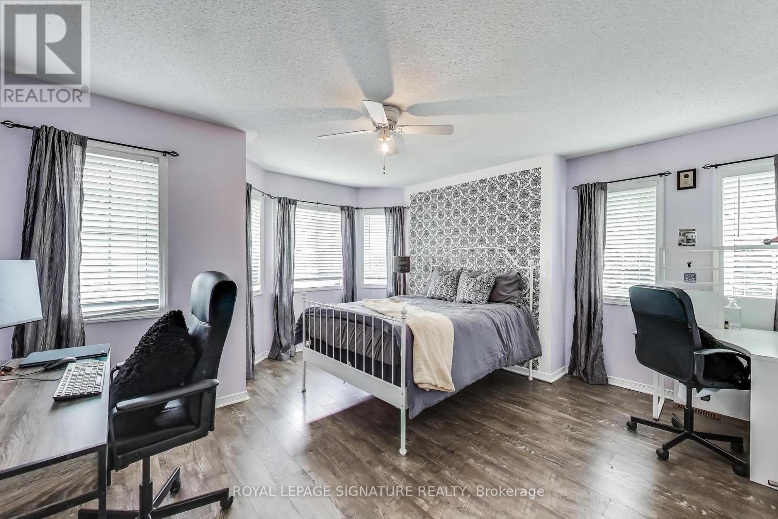 65 Red River Crescent, Newmarket (Woodland Hill), Ontario  L3X 2X2 - Photo 19 - N12440903