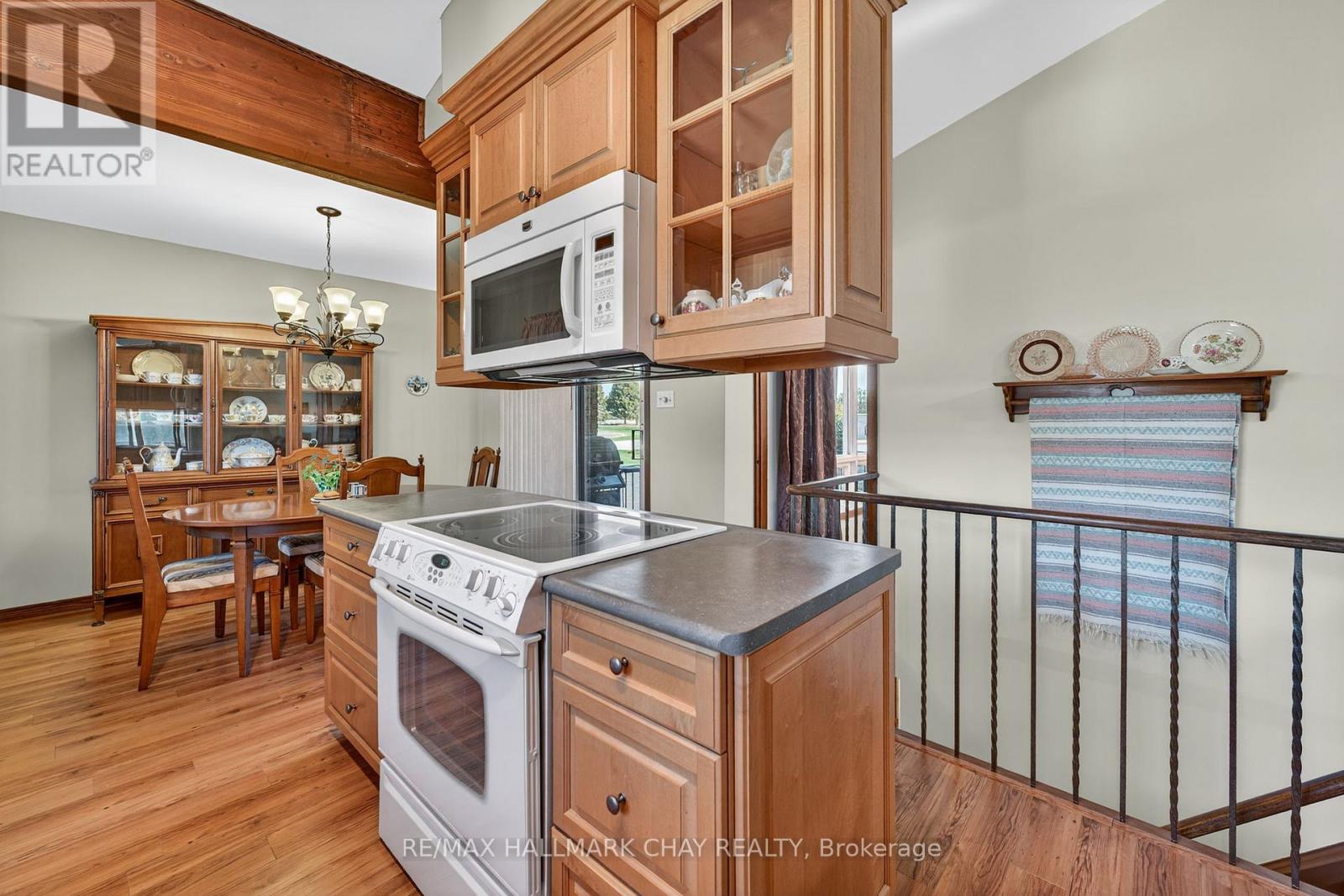 3735 9th Line, Bradford West Gwillimbury, Ontario  L3Z 3S6 - Photo 11 - N12440905