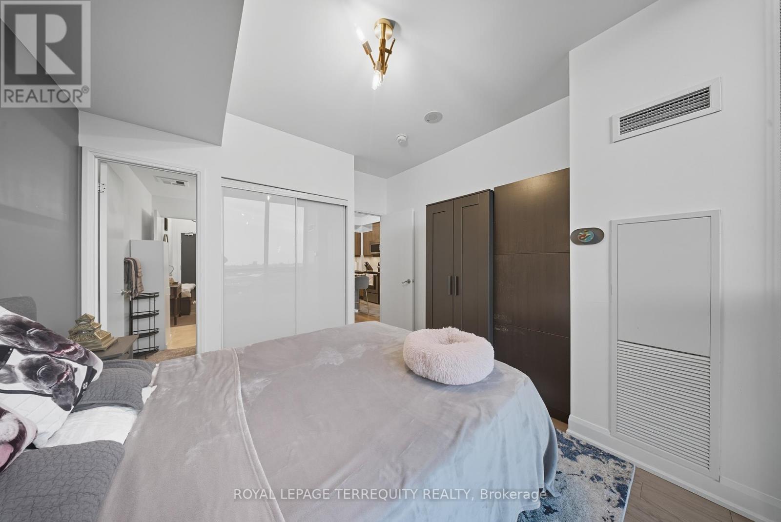 902 - 2910 Highway 7, Vaughan, Ontario  L4K 0H8 - Photo 11 - N12440933