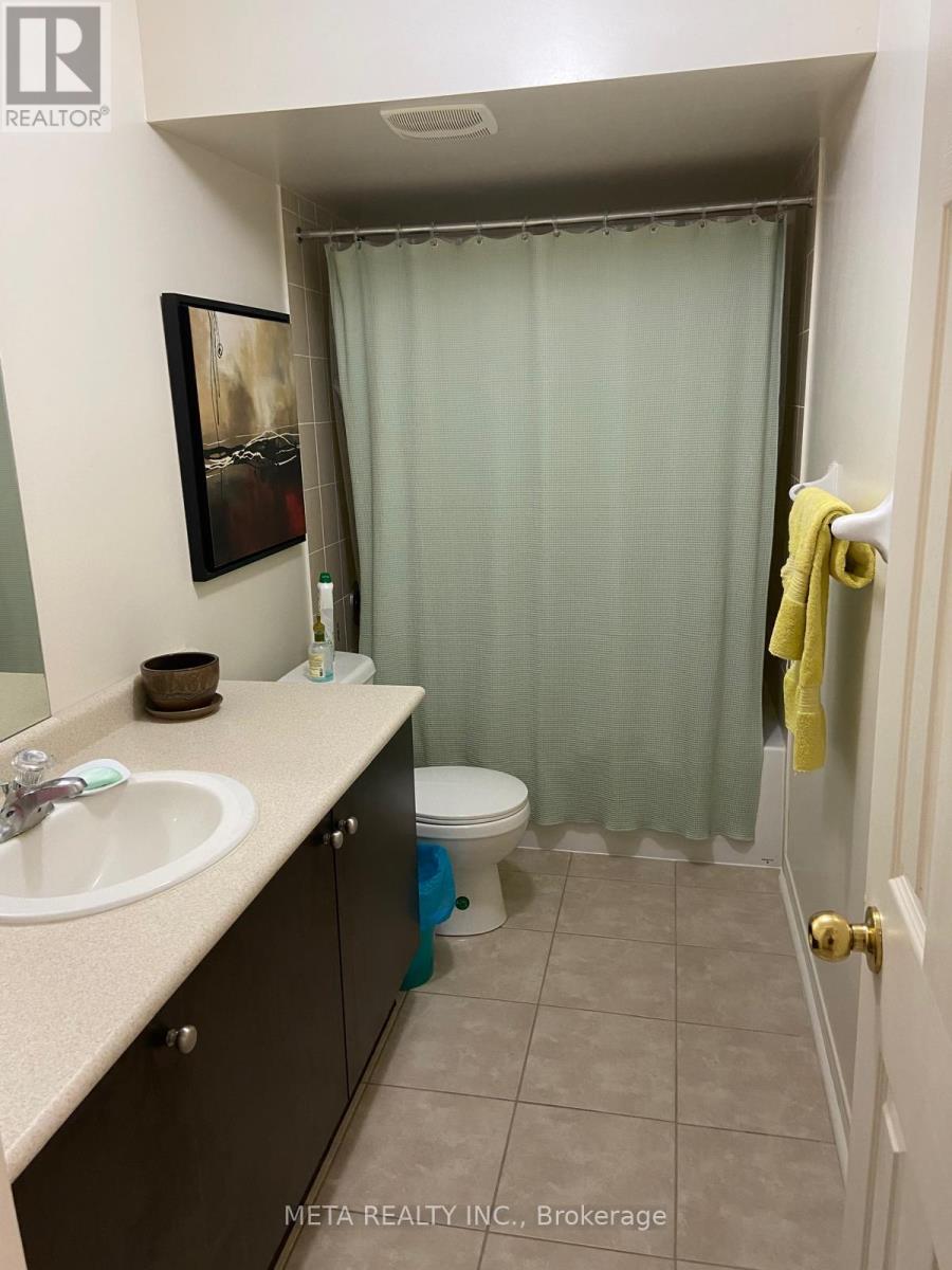 27 Coronet Street, Whitchurch-Stouffville (Stouffville), Ontario  L4A 0X8 - Photo 13 - N12440943