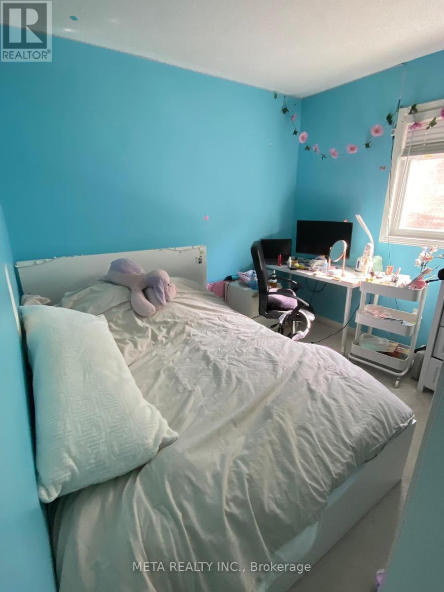 27 Coronet Street, Whitchurch-Stouffville (Stouffville), Ontario  L4A 0X8 - Photo 18 - N12440943
