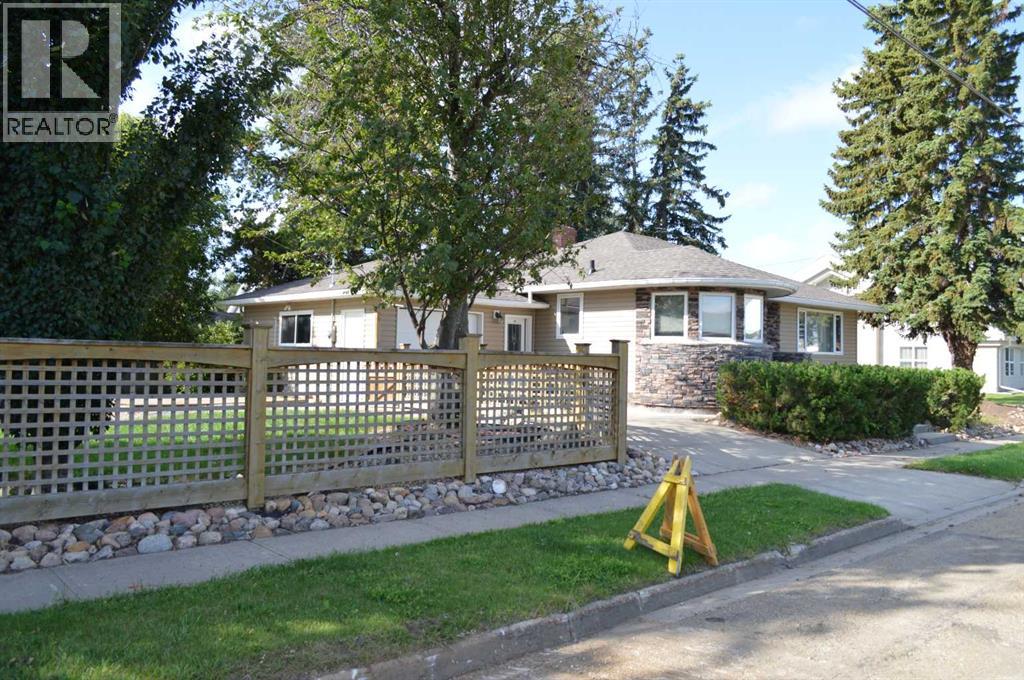 4817 50 Avenue, Killam, Alberta  T0B 2L0 - Photo 2 - A2251342