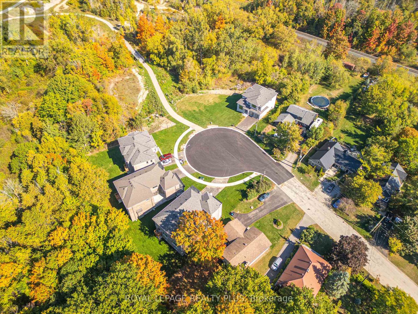 981 Church Drive, Innisfil, Ontario  L0L 1W0 - Photo 37 - N12440983