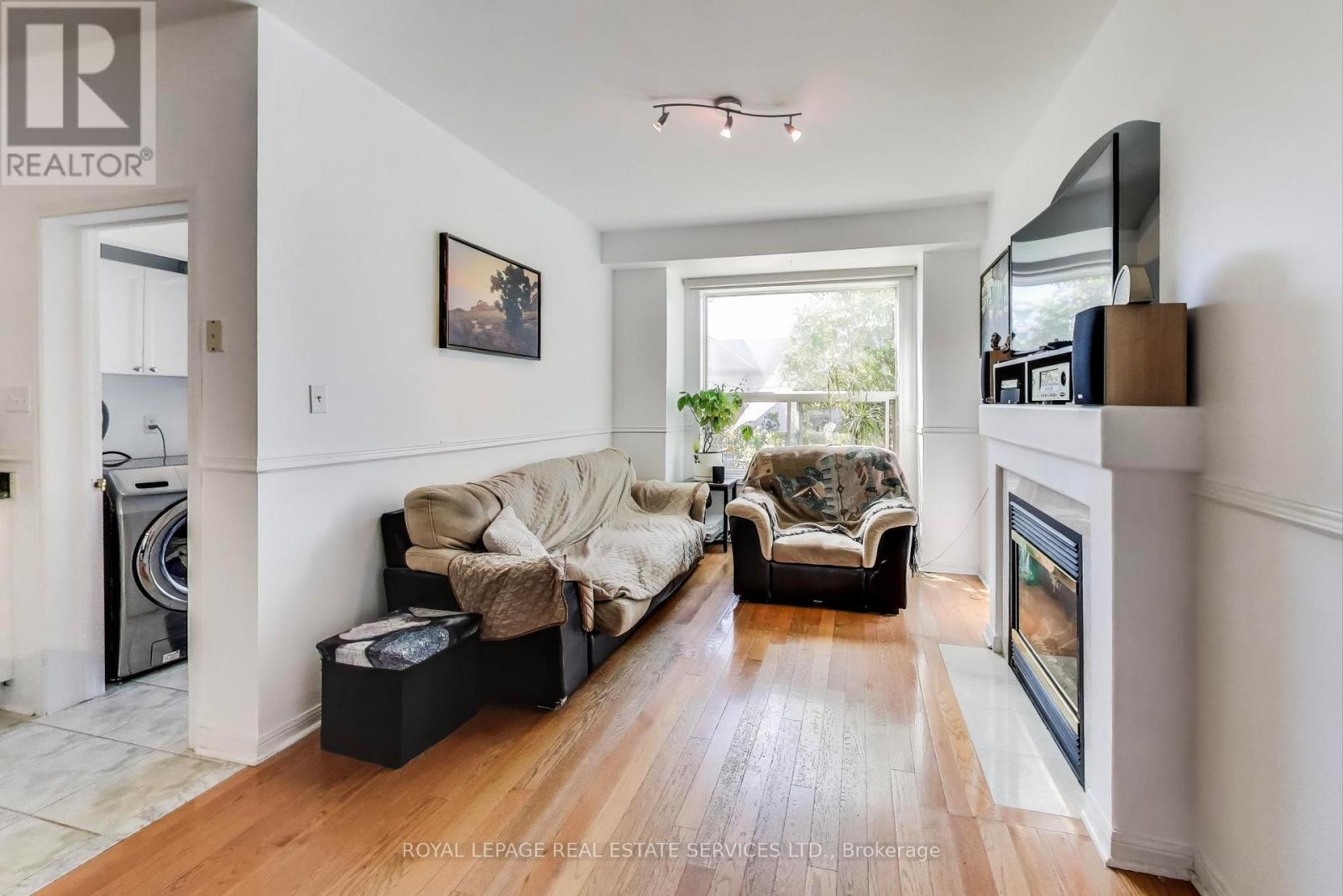 52 Gowland Road, Markham, Ontario  L6B 1B8 - Photo 13 - N12440993