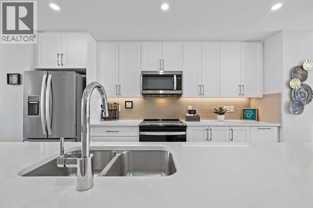 157 Les Jardins Park Se, Calgary, Alberta  T2C 5V3 - Photo 3 - A2252502