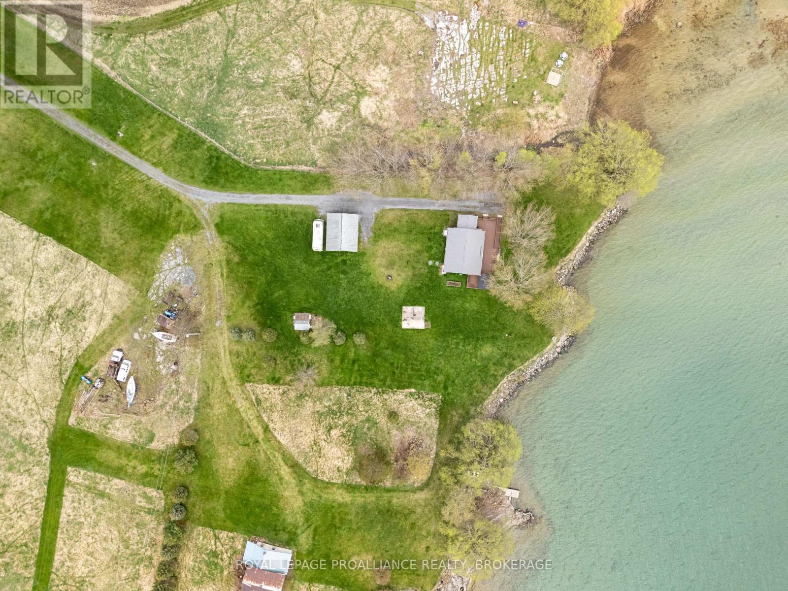4205 Highway 96, Frontenac Islands, Ontario  K0H 2Y0 - Photo 42 - X12441075