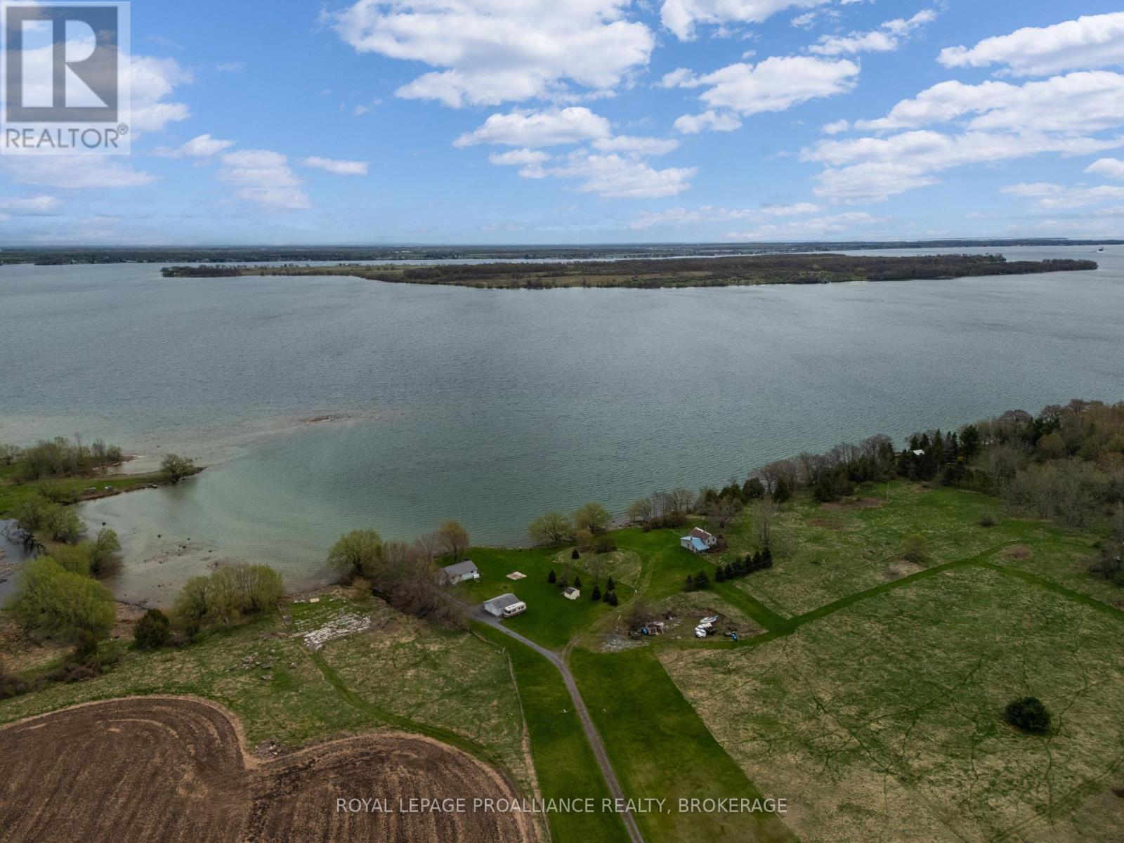 4205 Highway 96, Frontenac Islands, Ontario  K0H 2Y0 - Photo 44 - X12441075