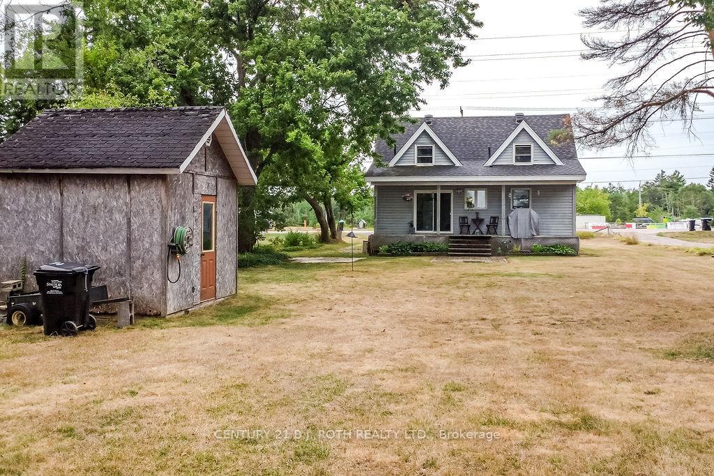 1143 Bayfield Street, Springwater (Midhurst), Ontario  L9X 0N6 - Photo 23 - S12440951