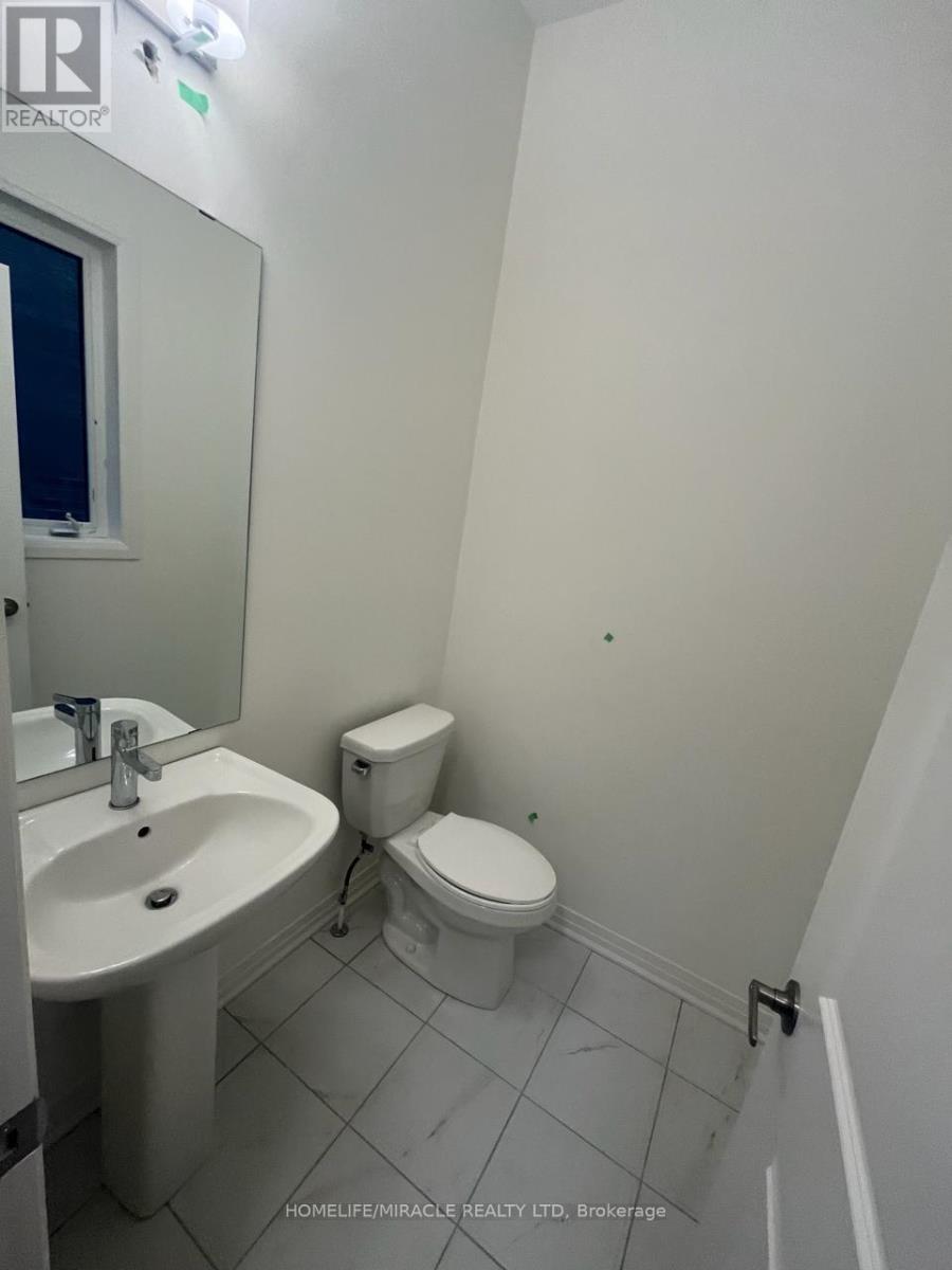 92 West Oak Trail, Barrie, Ontario  L9J 0K8 - Photo 8 - S12440973