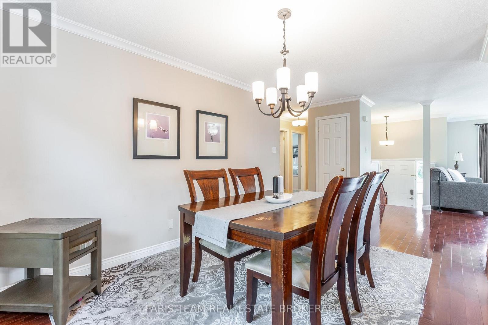 83 Georgias Walk, Tay (Victoria Harbour), Ontario  L0K 2A0 - Photo 10 - S12441010