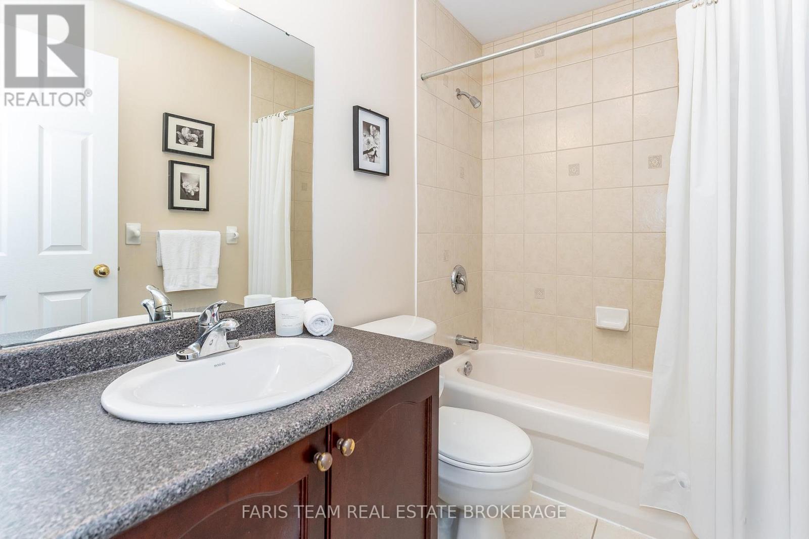 83 Georgias Walk, Tay (Victoria Harbour), Ontario  L0K 2A0 - Photo 18 - S12441010