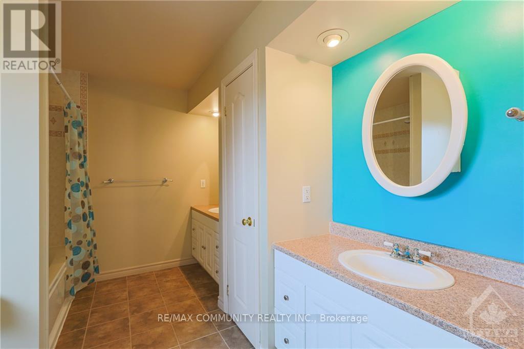 3067 Mcgovern Road, North Grenville, Ontario  K0G 1J0 - Photo 17 - X12436263