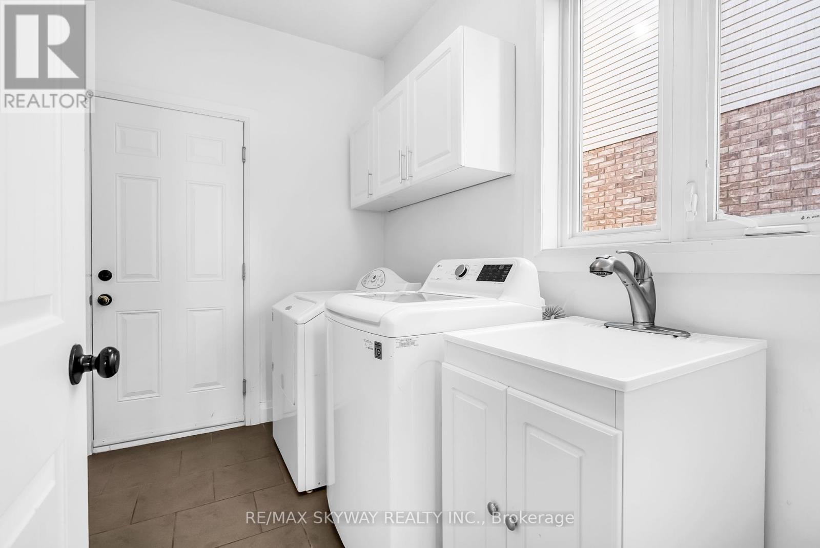 1170 Cardinal Road, London South (South U), Ontario  N6M 0C2 - Photo 18 - X12440173