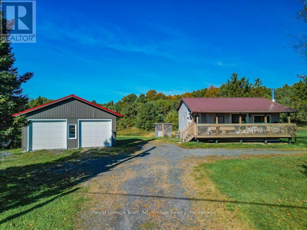 292 Mcdougall Road, Mcdougall, Ontario  P2A 0B3 - Photo 2 - X12441091