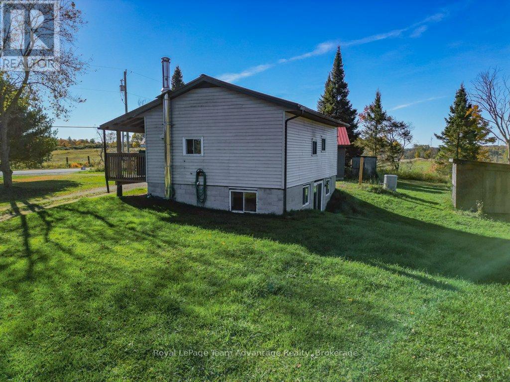 292 Mcdougall Road, Mcdougall, Ontario  P2A 0B3 - Photo 30 - X12441091