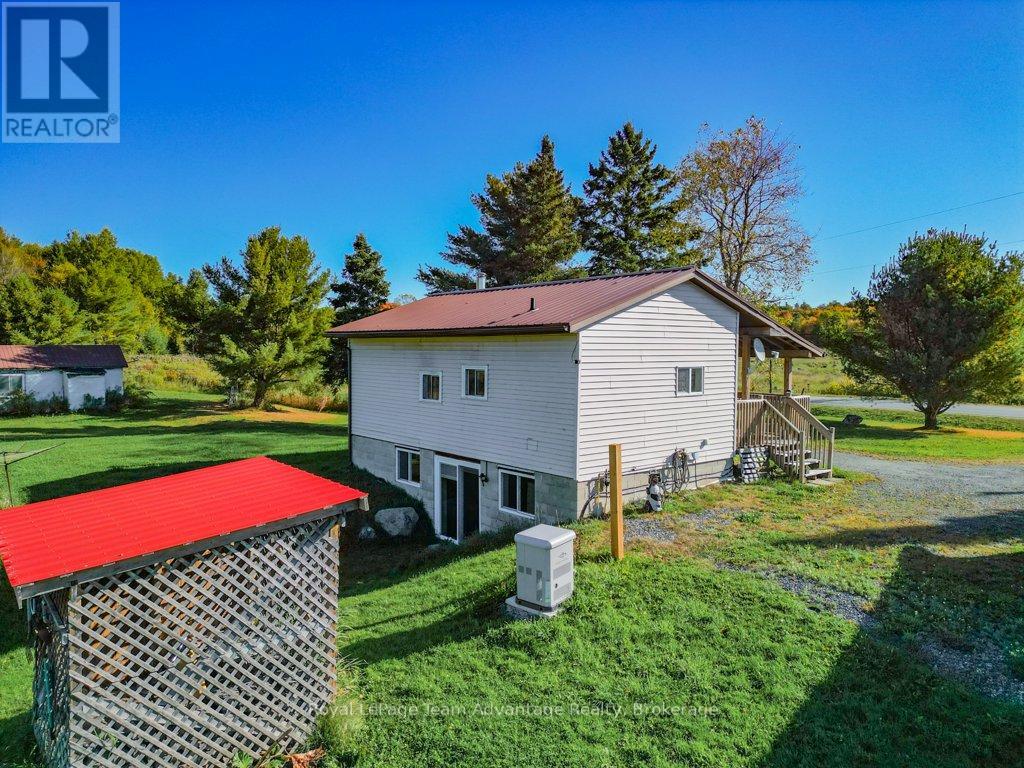 292 Mcdougall Road, Mcdougall, Ontario  P2A 0B3 - Photo 31 - X12441091