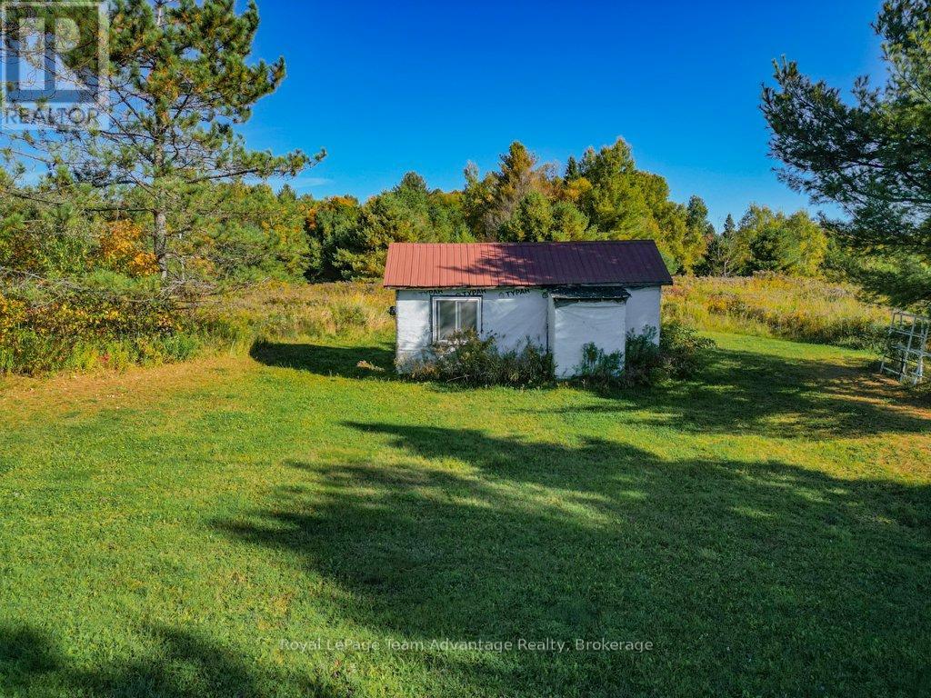 292 Mcdougall Road, Mcdougall, Ontario  P2A 0B3 - Photo 33 - X12441091