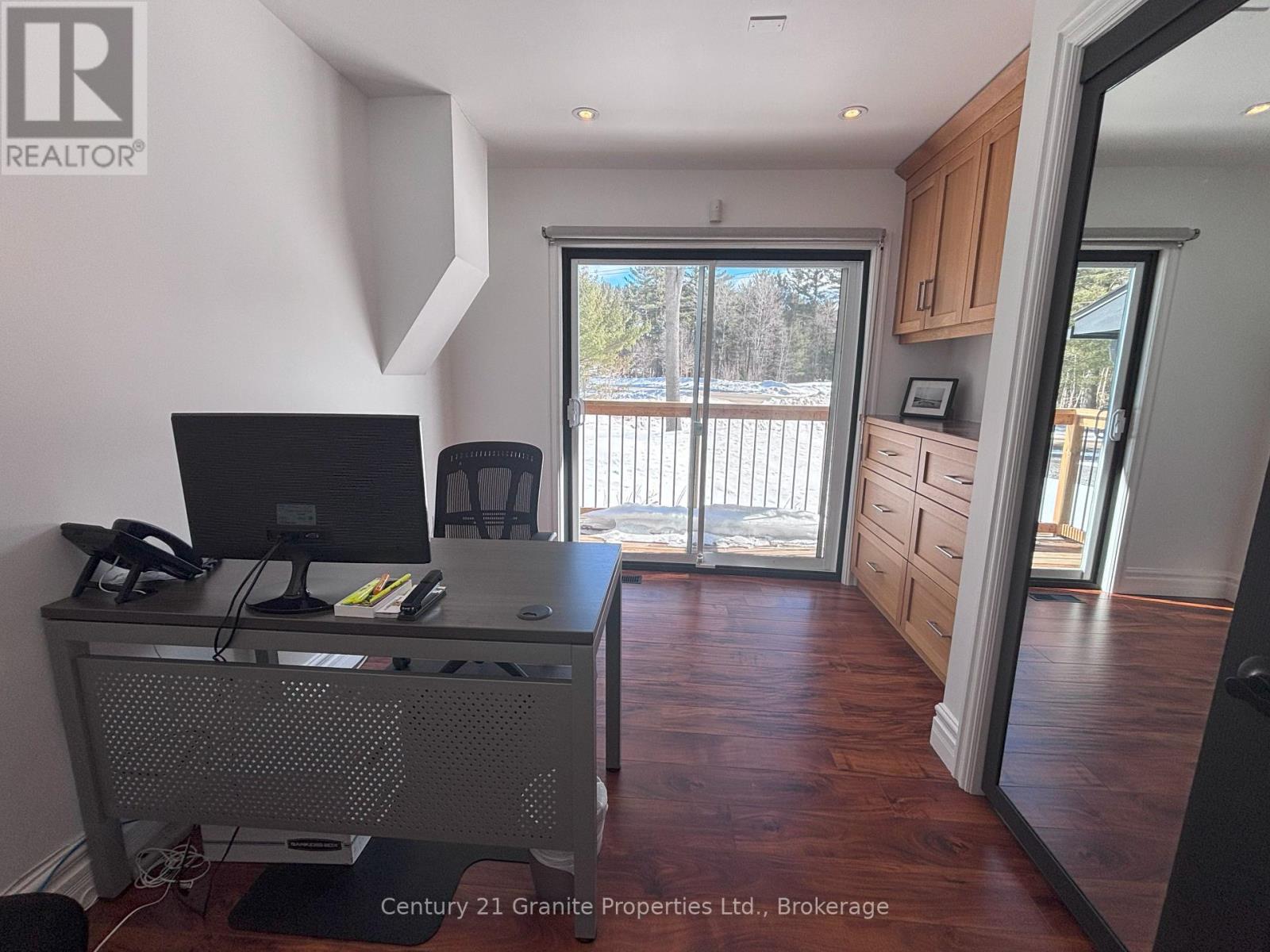 4 & 8 Bartlett Drive, Seguin, Ontario  P2A 2W8 - Photo 14 - X12441115